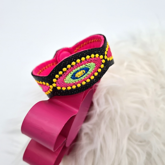Preview: Armband in schwarz/neon, 21cm lang